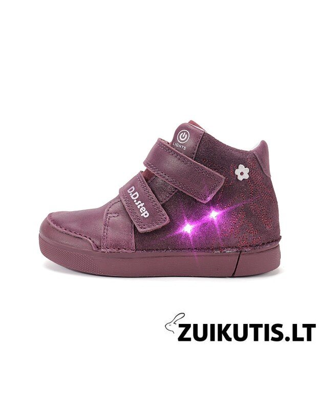 Vy&scaron;niniai LED batai 25-30 d. A068-62147M